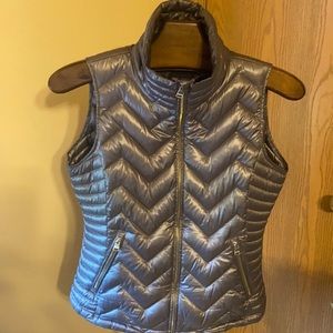 Calvin Klein Performance Vest Size Large in great condition